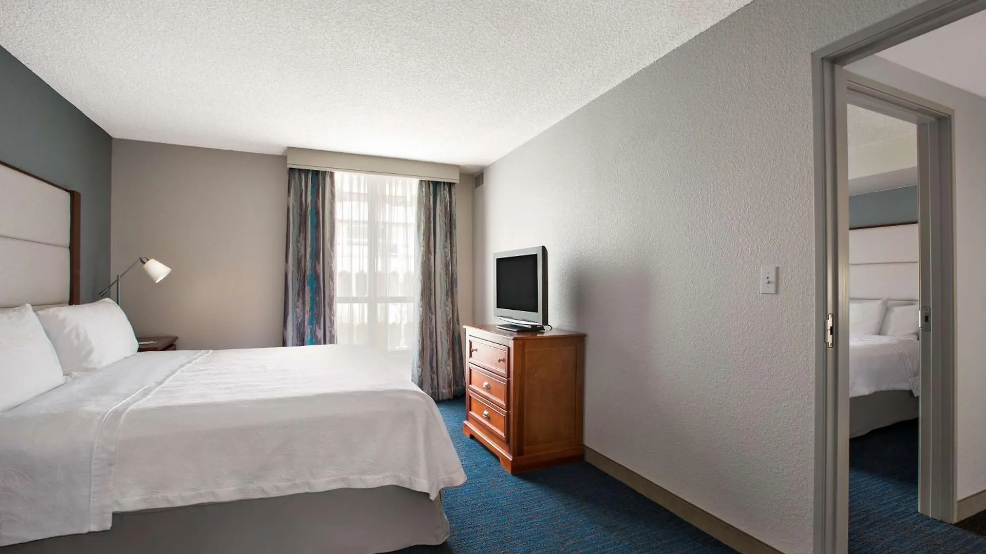 Отель Homewood Suites By Hilton Seattle Downtown